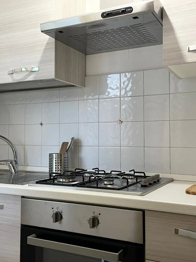Appartamento La casa di Tonia La Caletta 0*,