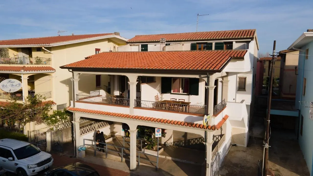 La Casa Di Tonia Apartment La Caletta